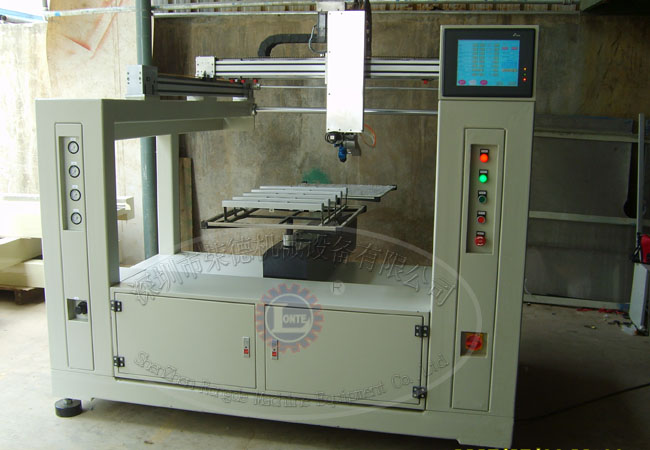 控制器外壳自动喷涂机