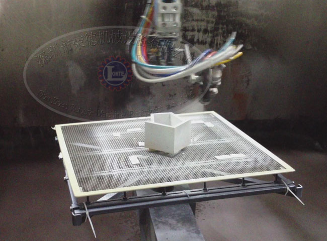 自动喷漆机(木制钟表框)