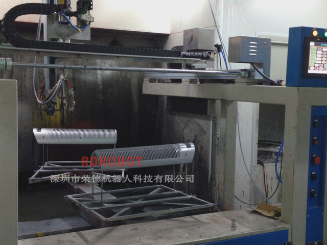 六轴自动喷涂设备